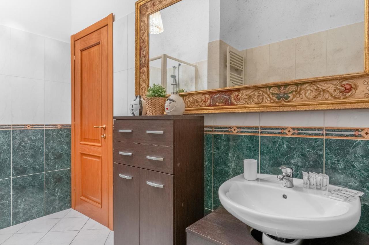Ca36 - Luxurious Central Apartment - Romantic Milano Eksteriør billede